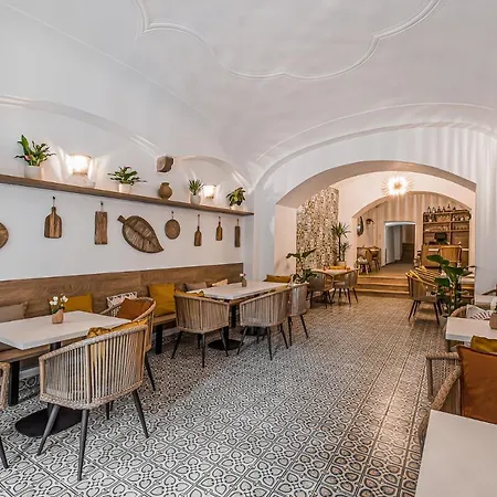 Kolegium Apartament Preszów