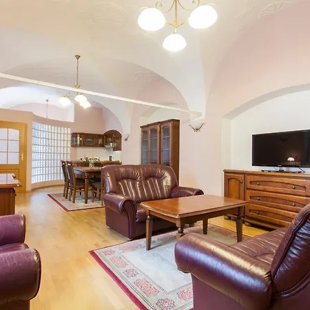 Kolegium Apartment *